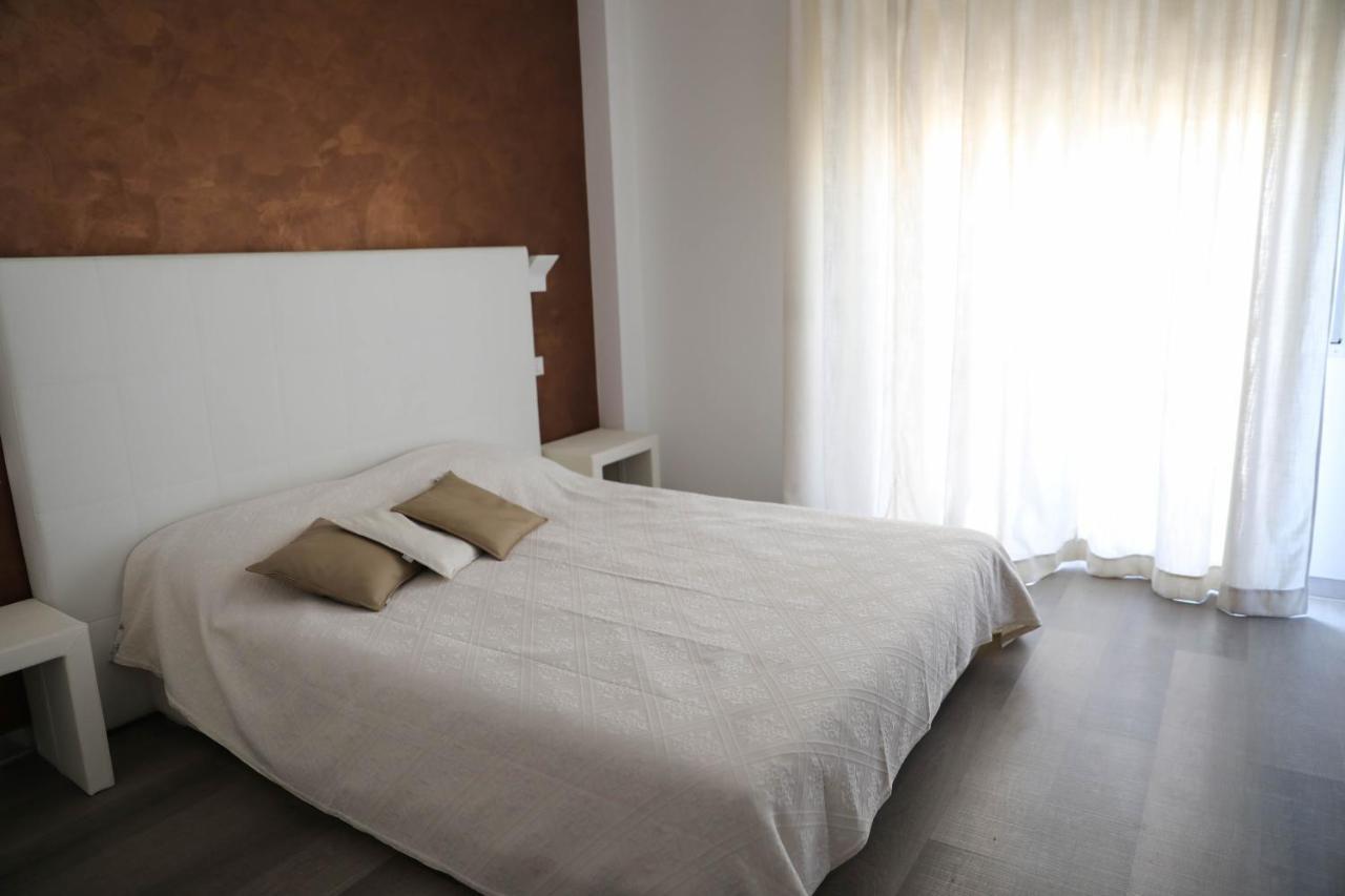 Interno 11 City View With Kitchen - 70 Mq Bari Exterior photo